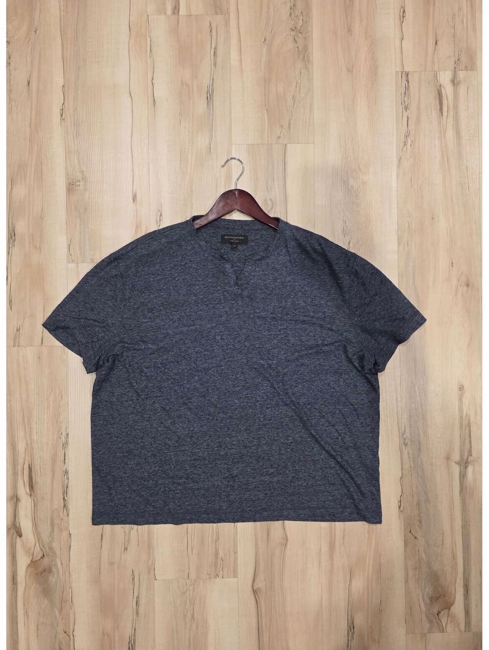 Banana Republic XL Linen Blend Short Sleeve Shirt in Dark Gray